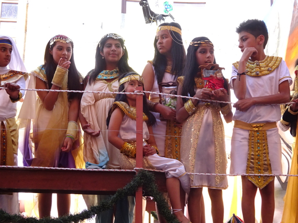 Kids on float - I guess they got the Egypt Collection.