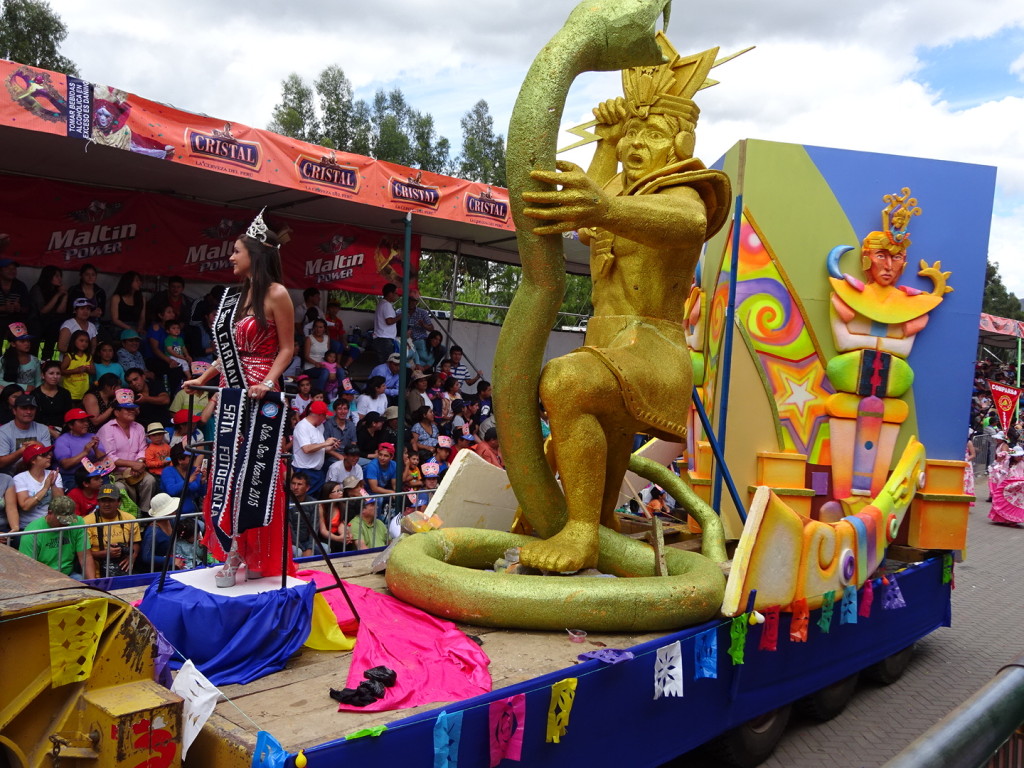 Floats tended to have Incan imagery or local customs, and most all of them had queens waving from them!