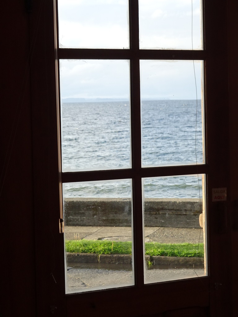 Just had to finish with a lovely shot of Lake Llanquehue out the gallery door. Not a bad view at all!