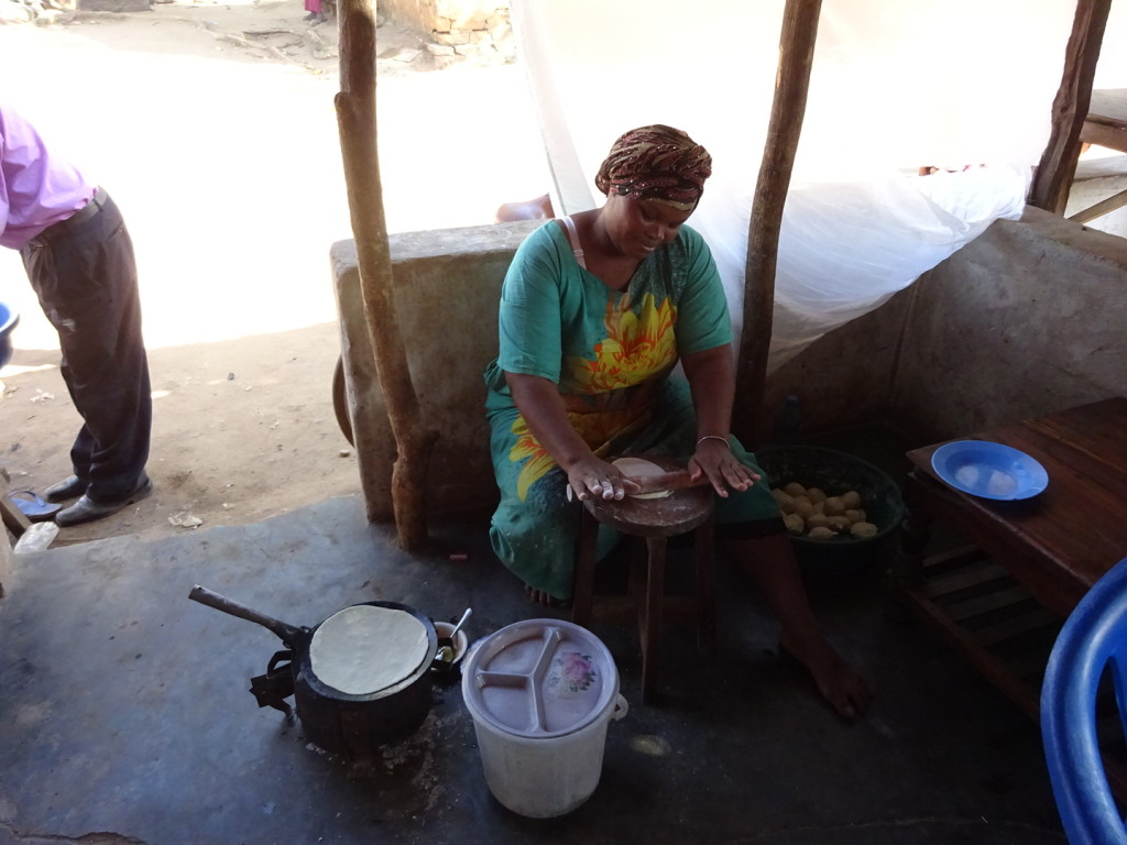 This is the lady who runs the cafe. We had delicious "milk-tea" and chipati. I miss chipati...