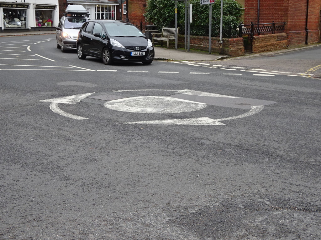 If you're a fan of roundabouts, then have we got the place for you! So nice that they have arrows directing you which way to go!